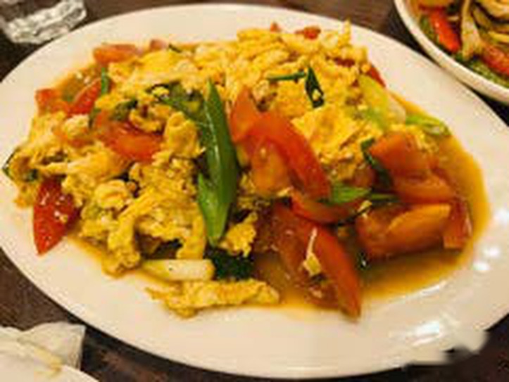 Egg and Tomato Lagman